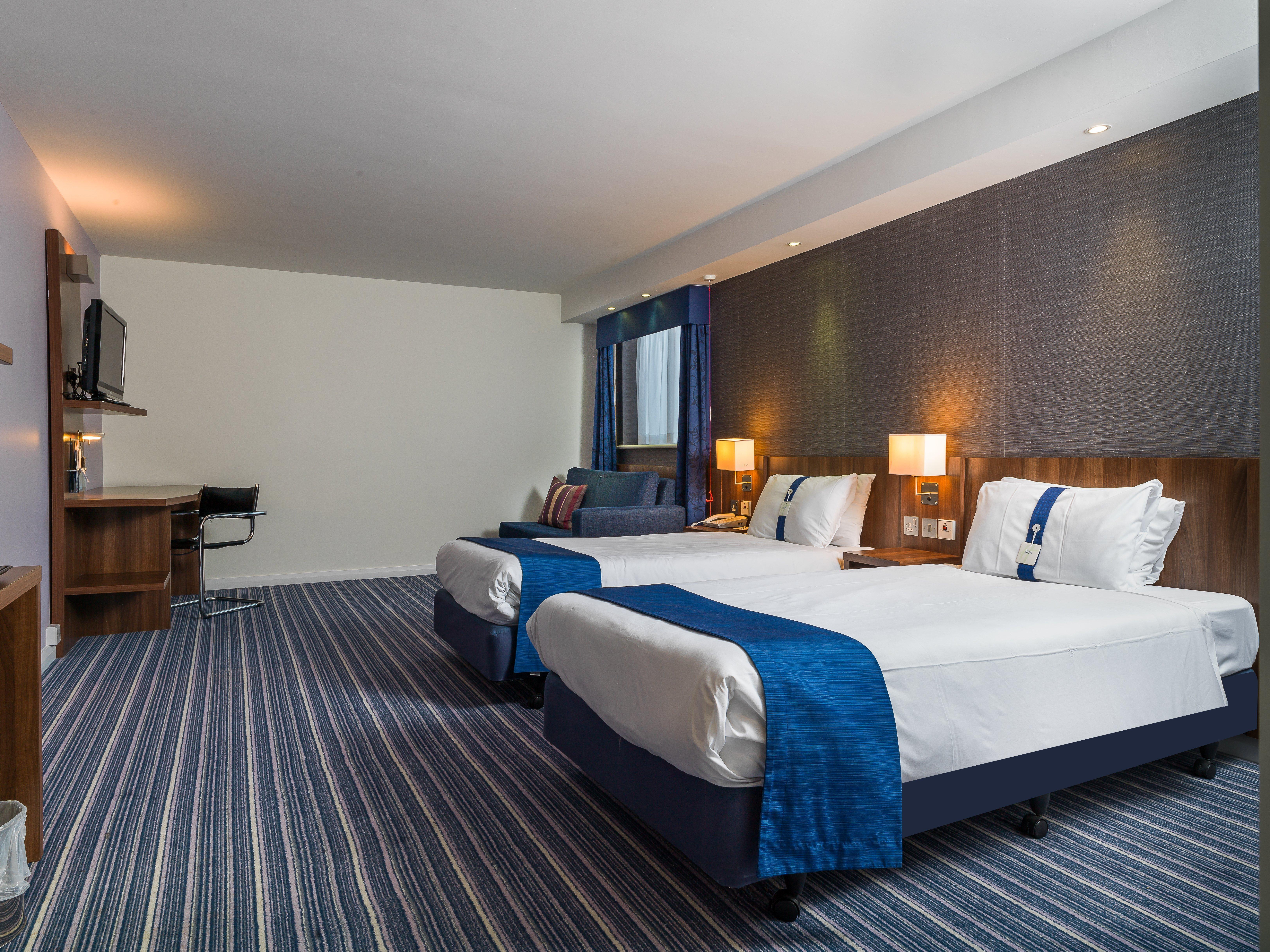 Holiday Inn Express London Gatwick Crawley, An Ihg Hotel Ngoại thất bức ảnh